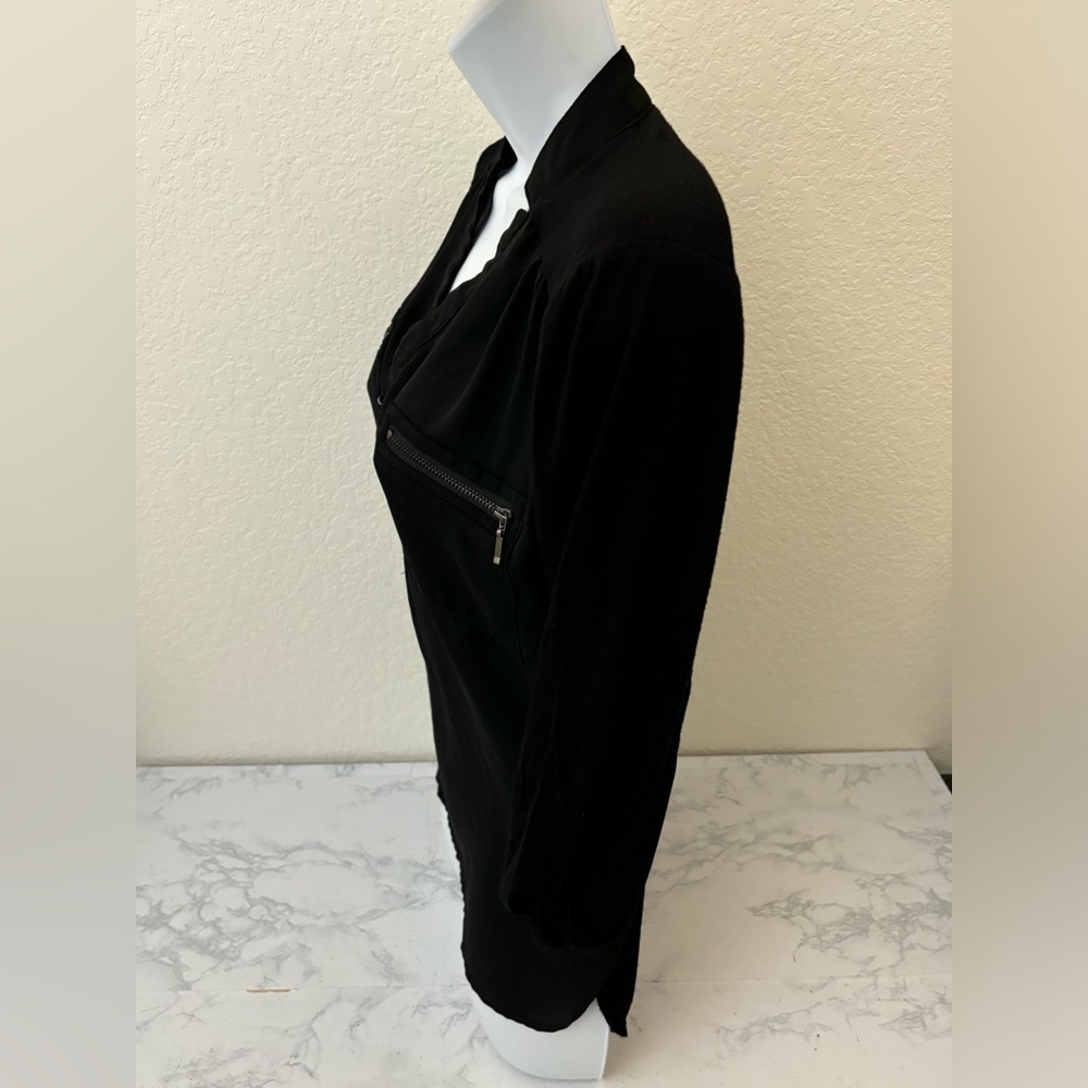 My Michelle Long Sleeve Button Henley Top Women’s Small Black Zip Pockets H​​ - Picture 2 of 4